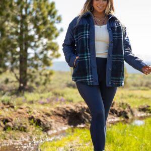 Vineyard Shacket: Dk. Blue Plaid